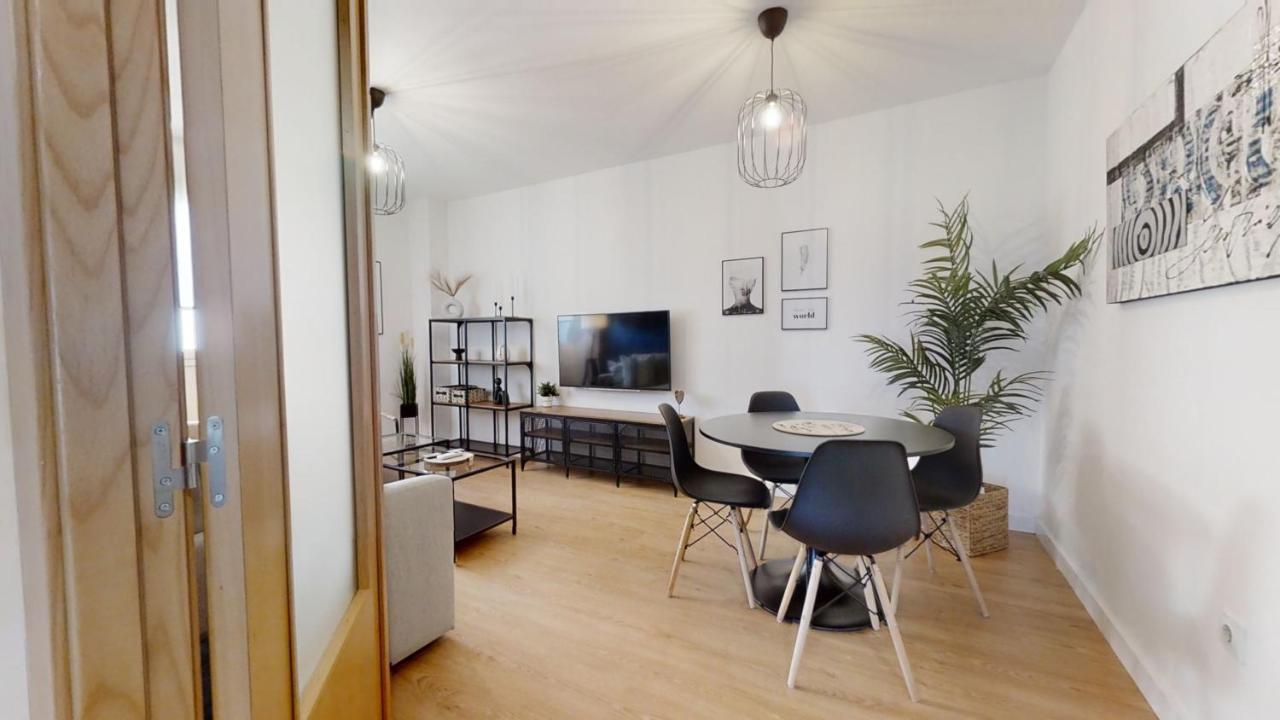 Renfurbis Vista Moderno 2 Appartement