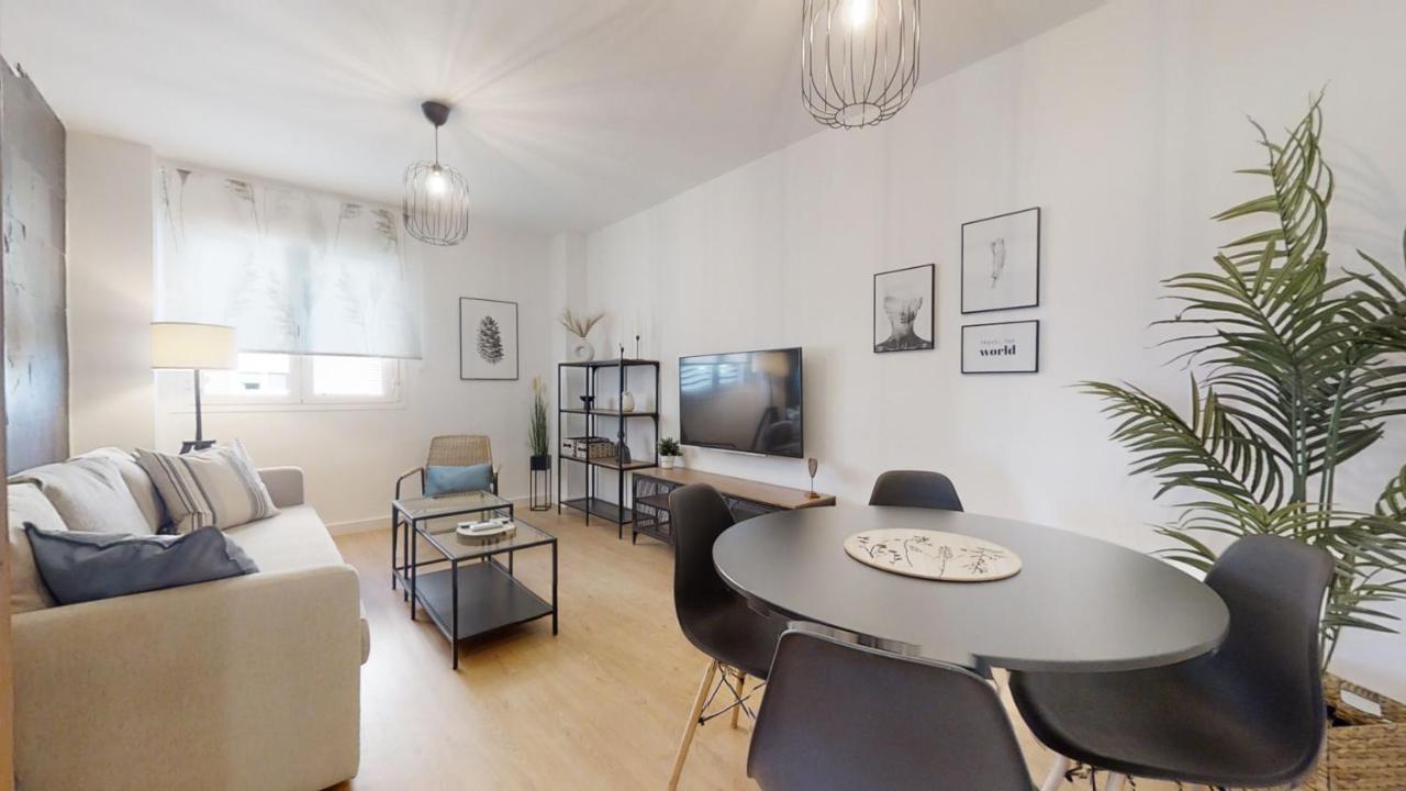 Renfurbis Vista Moderno 2 Appartement
